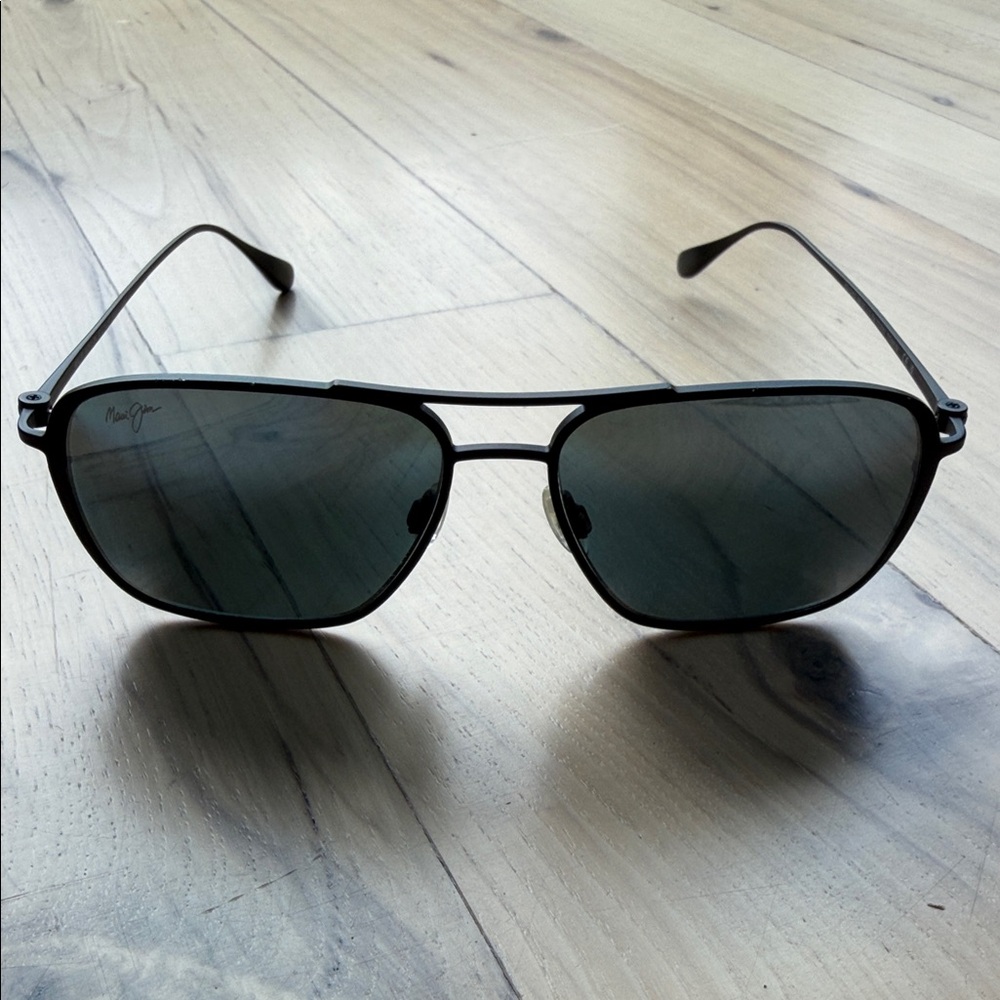 Maui Jim Beaches MJ541-2M Black Titanium Aviator Sunglasses